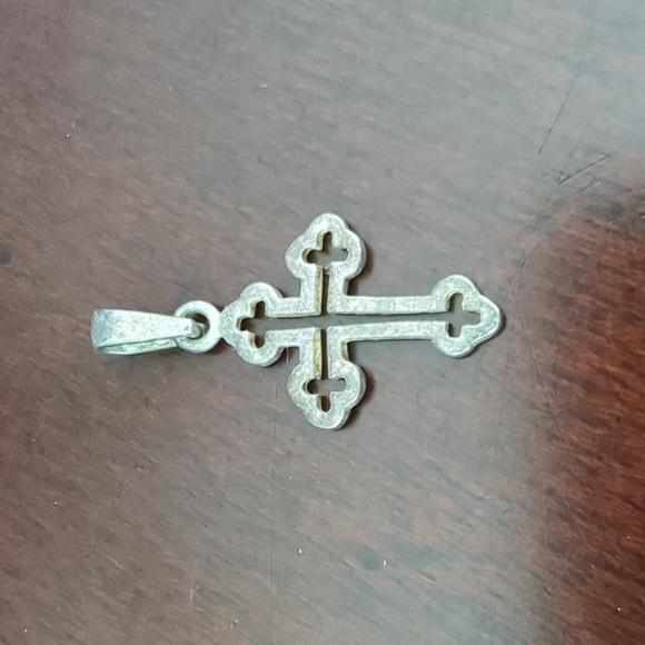 Sterling Silver Cross Necklace Pendant - Picture 2 of 4